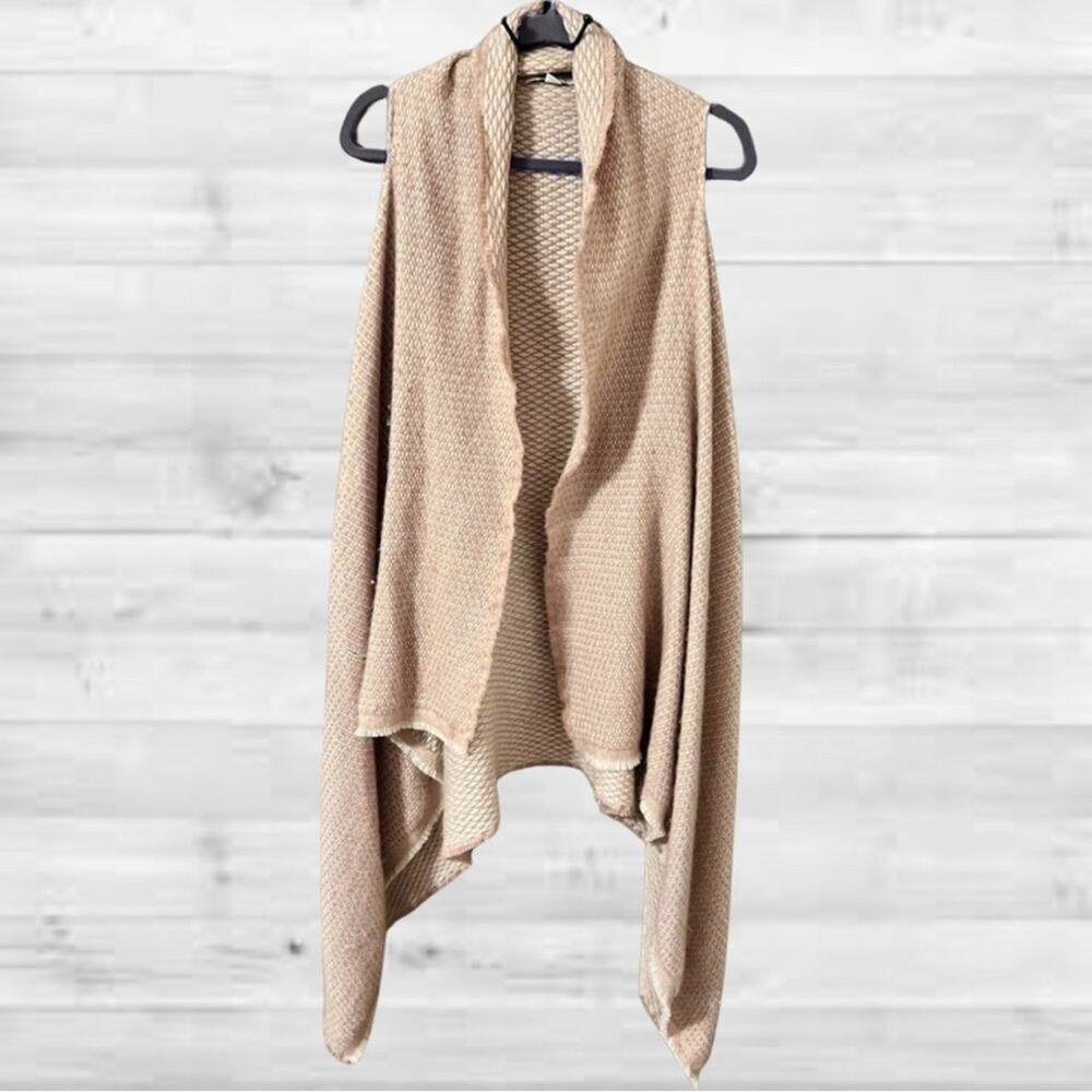 Francesca's Beige Light Pink Sleeveless Knit Vest One Size Shawl Collar